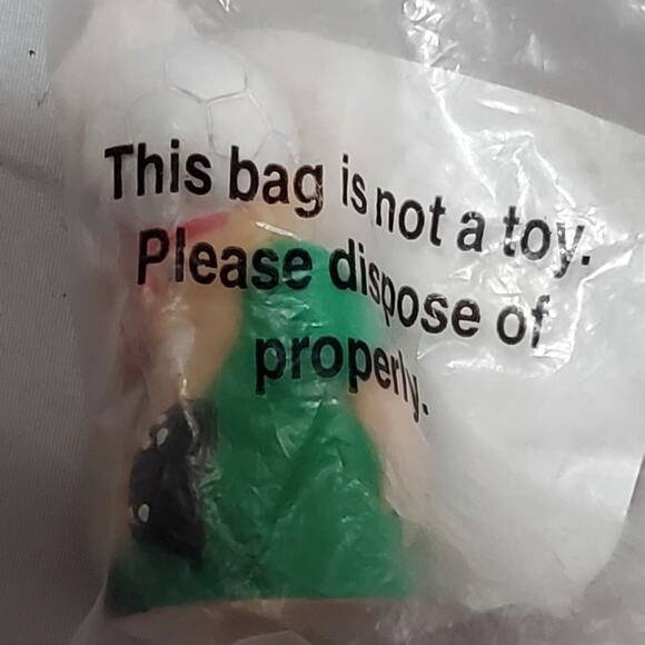 1997 Arbys Adventures in Sports Cup Puppets Kicker New in Package - Picture 2 of 2